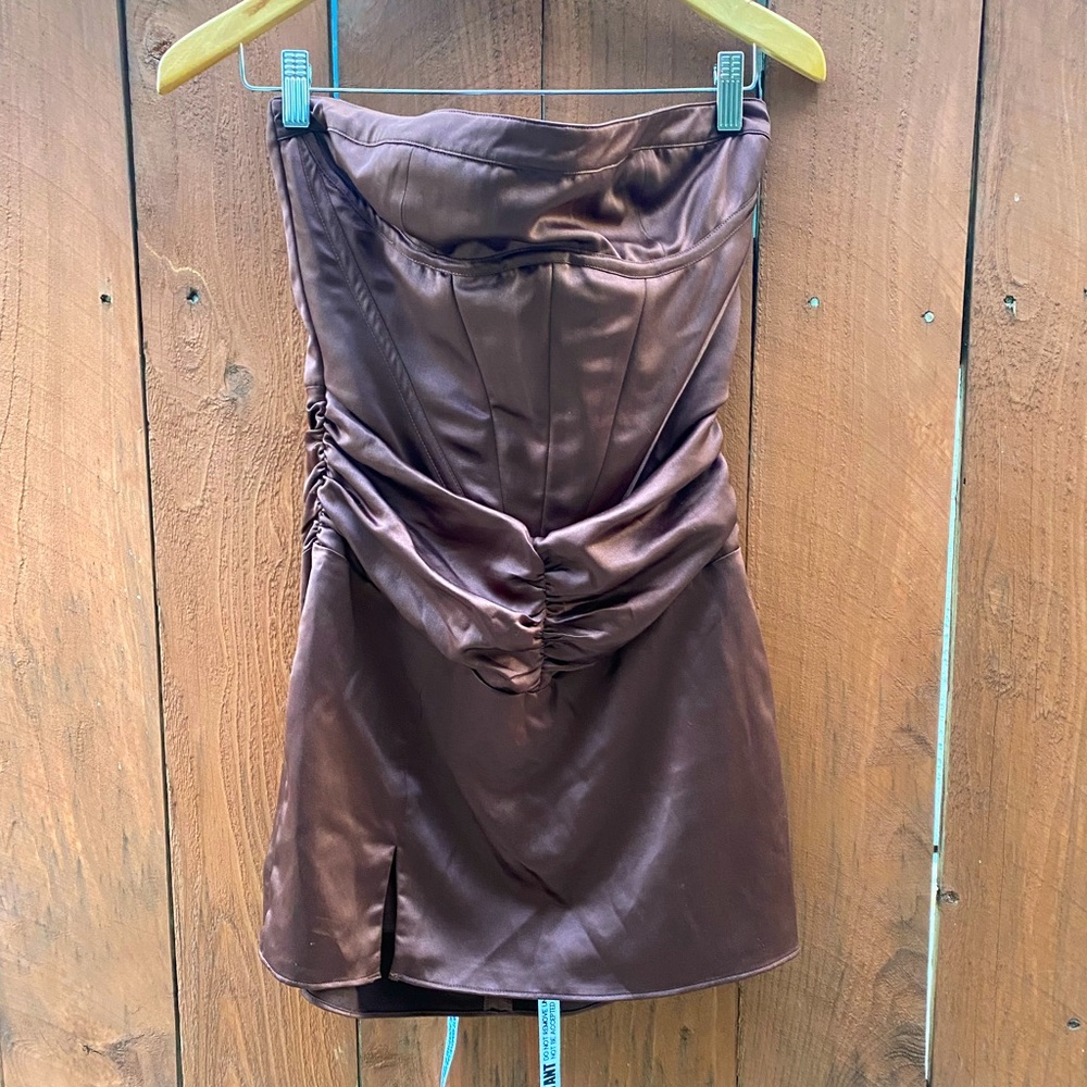 Strapless dress
